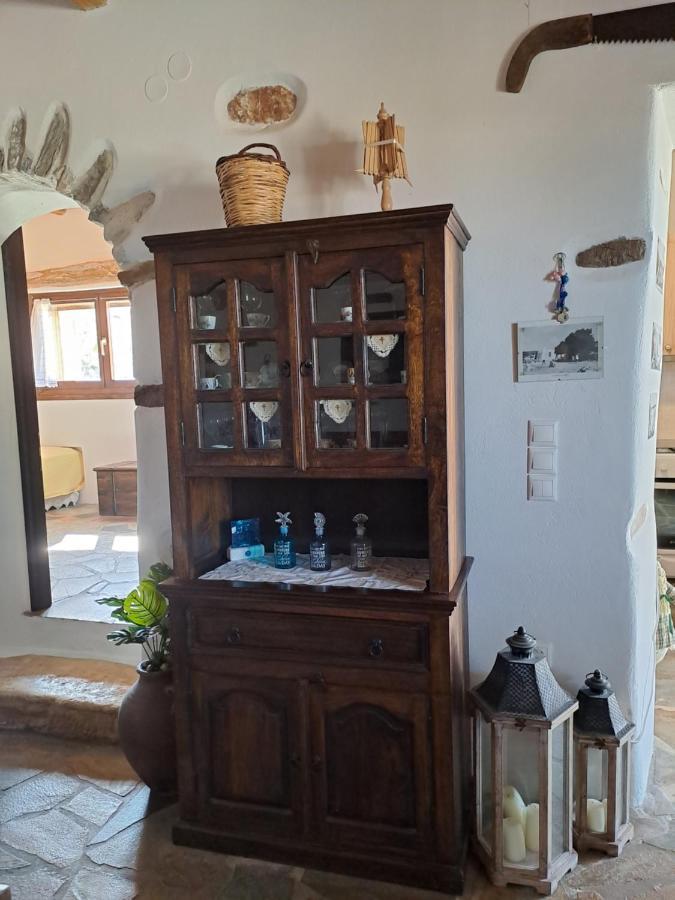 Traditional House Paros Sarakiniko  Bagian luar foto
