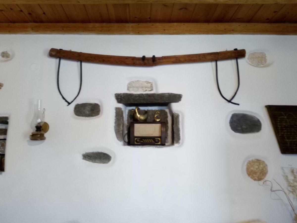 Traditional House Paros Sarakiniko  Bagian luar foto
