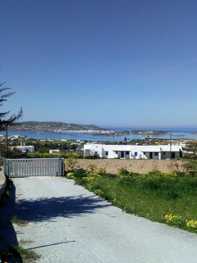Traditional House Paros Sarakiniko  Bagian luar foto
